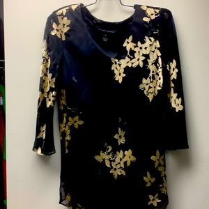 2 piece formal ware . Black and Gold